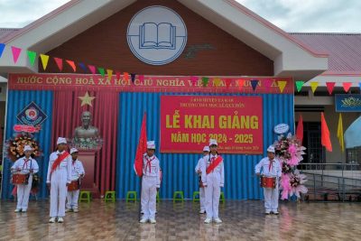TRƯỜNG TIỂU HỌC LÊ QUÝ ĐÔN TỔ CHỨC KHAI GIẢNG NĂM HỌC MỚI VÀ NGÀY TOÀN DÂN ĐƯA TRẺ ĐẾN TRƯỜNG NĂM HỌC: 2024 -2025 TRƯỜNG TIỂU HỌC LÊ QUÝ ĐÔN TỔ CHỨC KHAI GIẢNG NĂM HỌC MỚI VÀ NGÀY TOÀN DÂN ĐƯA TRẺ ĐẾN TRƯỜNG NĂM HỌC: 2024 -2025